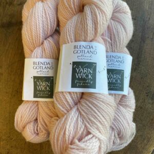 Yarnwick Blenda gotland 50/50 Ranunculus Stickwick yarn & design garnbutik Göteborg Sweden