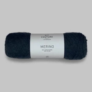 Kit couture Merino Mörk Grønmeleret 679 Stickwick yarn & design Göteborg Sweden