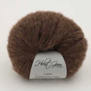 Holst garn Lucia Walnut 19 Stickwick yarn & design Göteborg Sweden