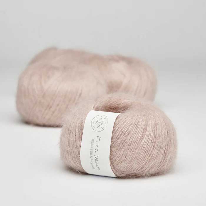 Krea deluxe Silk mohair Puder 07 Stickwick yarn & design Garnbutik i Göteborg Sweden