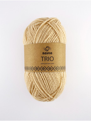 Navia Trio Almond buff 372 Stickwick yarn & design garnbutik i Göteborg