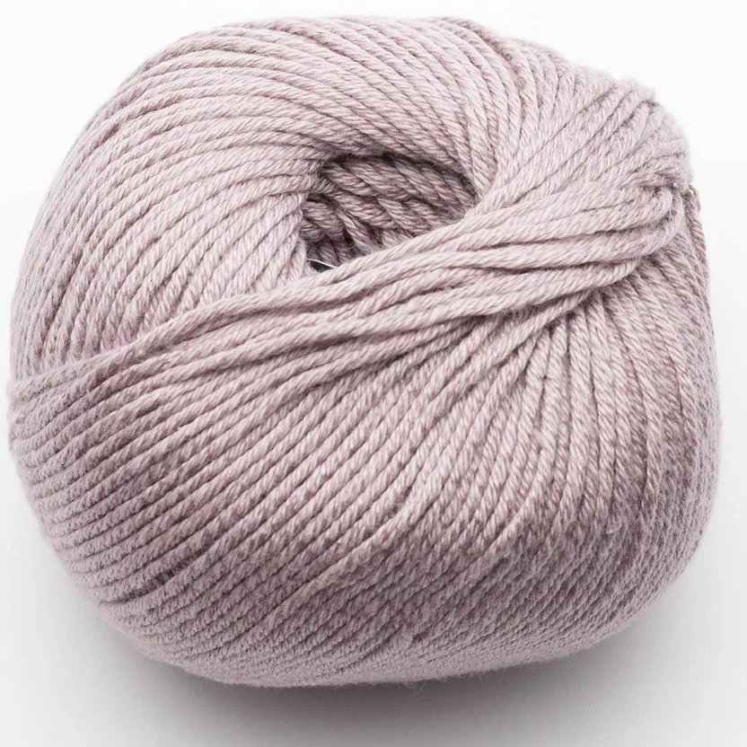 Kremke soul wool Morning salutation vegan Fino. Stickwick yarn & design, garnbutik i Göteborg.