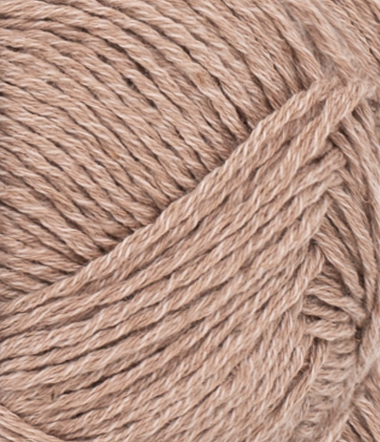 Sandnes Line 3042 Cafe au lait. Stickwick yarn & design garnbutik i Göteborg.