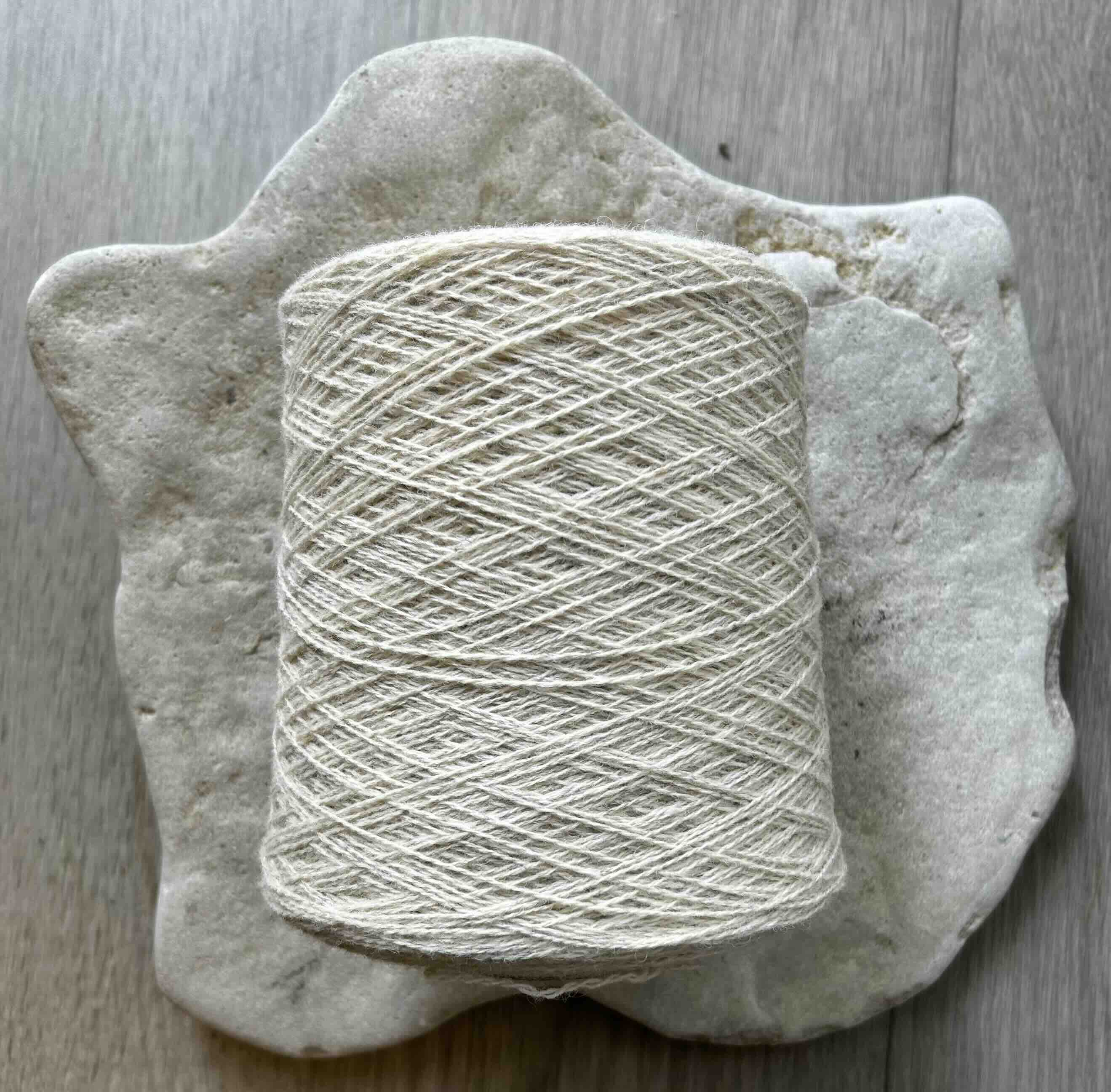 Holst Supersoft på kon. Stickwick yarn & design garnbutik i Göteborg