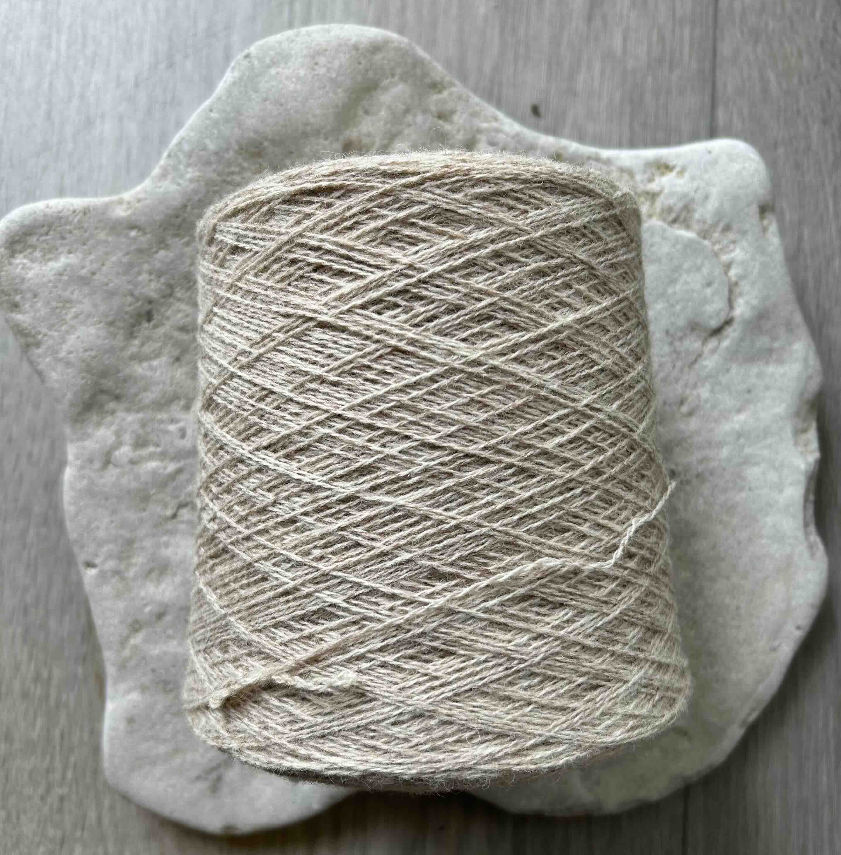Holst Supersoft på kon. Stickwick yarn & design garnbutik i Göteborg