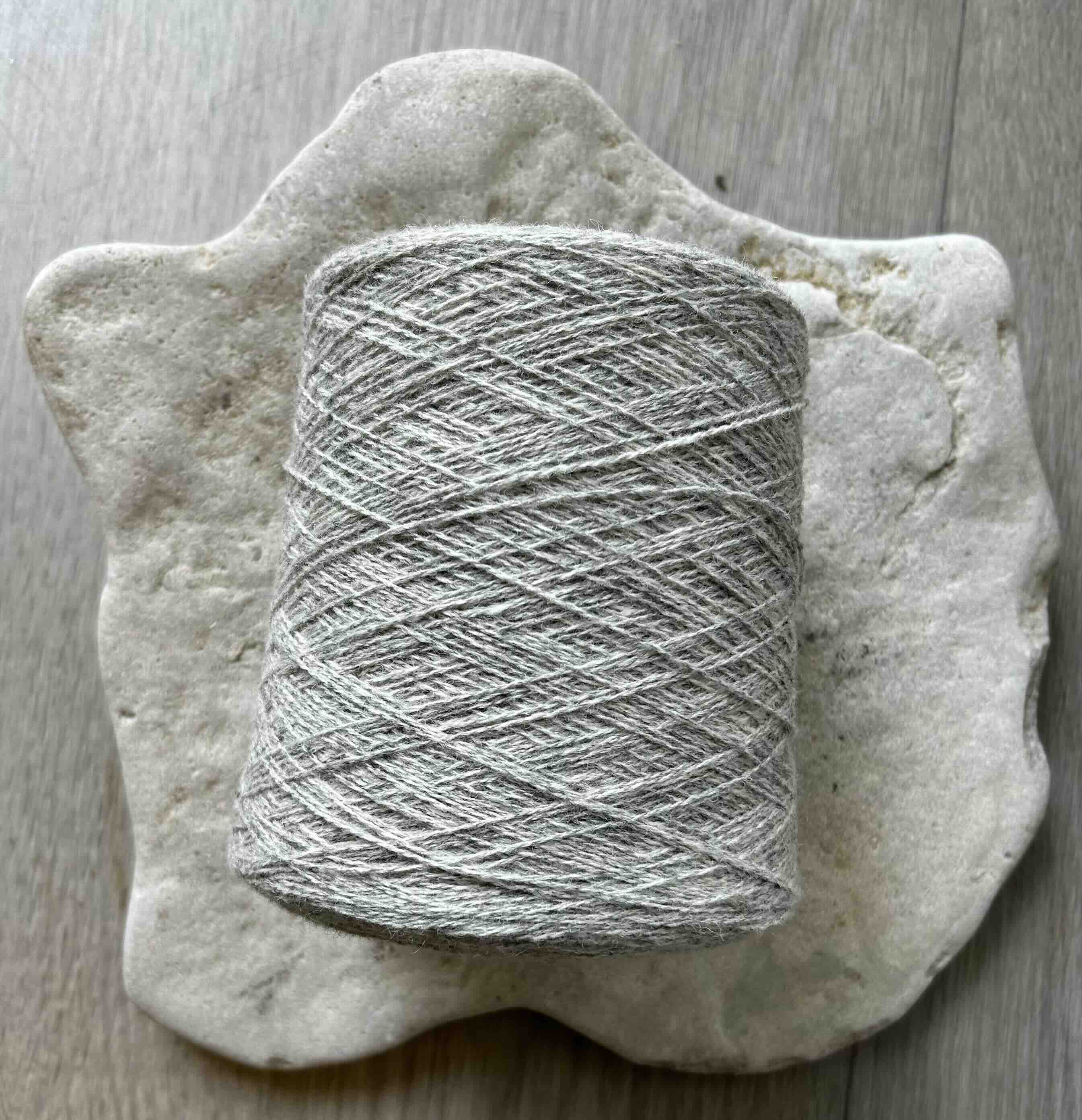 Holst Supersoft på kon. Stickwick yarn & design garnbutik i Göteborg