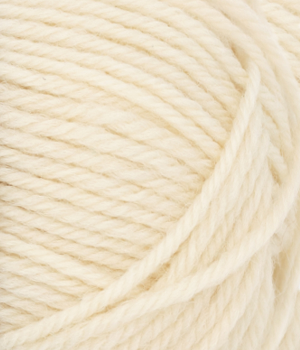 Sandnes garn Peer Gynt 1012 Natrual white. Stickwick yarn & design garnbutik i Göteborg