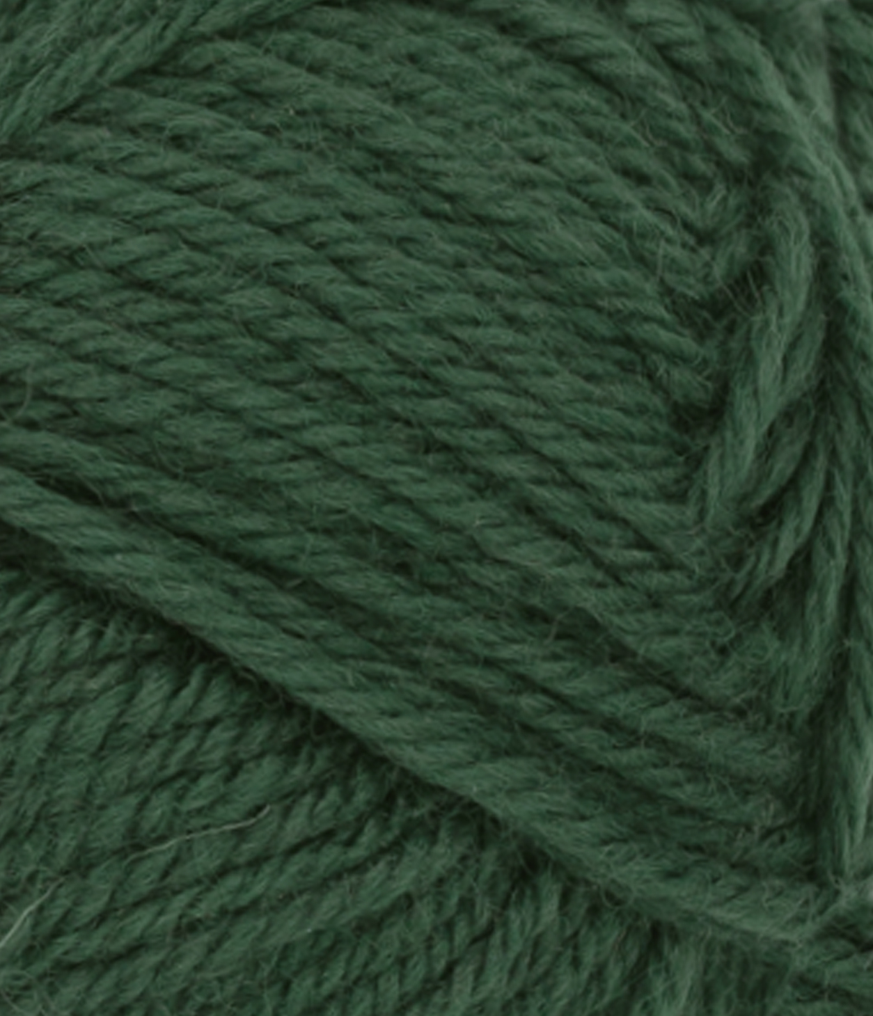 Sandnes garn Peer Gynt 8082 Forest green. Stickwick yarn & design garnbutik i Göteborg