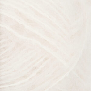Sandnes Borstad alpacka 1001 True white. Stickwick yarn & design garnbutik i Göteborg.