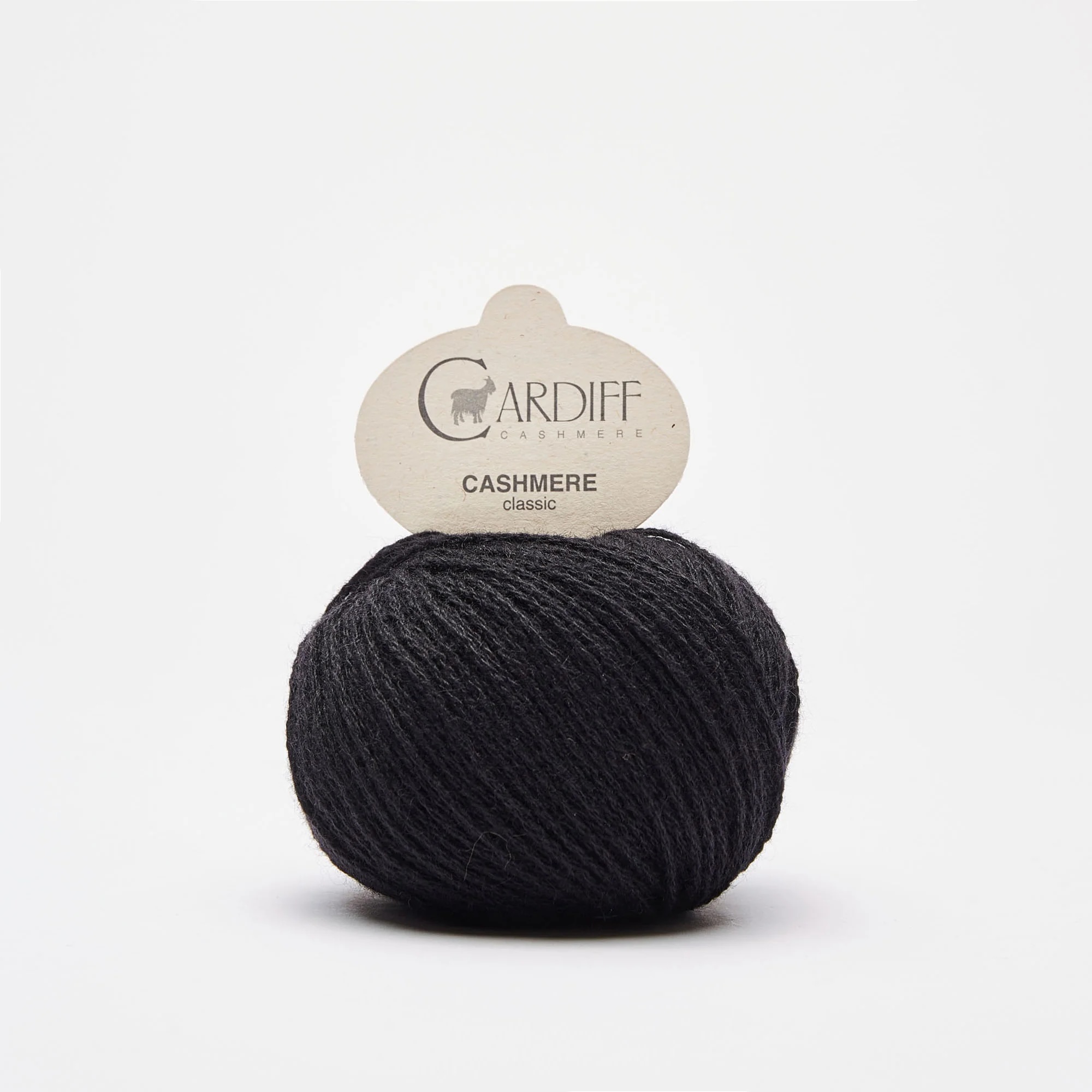 Cardiff Cashmere classic 516 Nero. Kashmirgarn. Stickwick yarn & design garnbutik i Göteborg.
