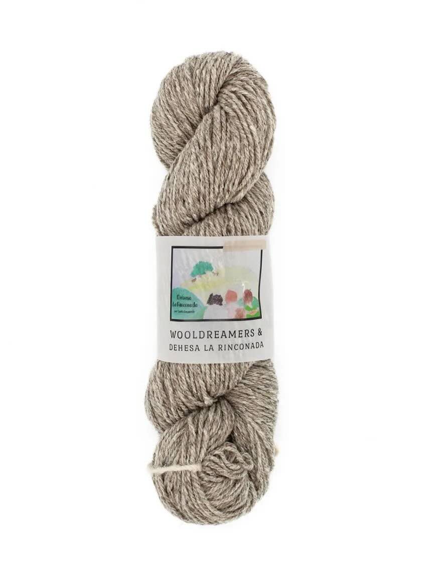 Wooldreamer La Rinconada Tierra natural. Stickwick yarn & design garnbutik i Göteborg.
