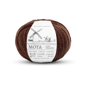 Wooldreamers Mota Brun 003. Stickwick yarn & design garnbutik i Göteborg.