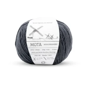 Wooldreamers Mota Grå 201. Stickwick yarn & design garnbutik i Göteborg.