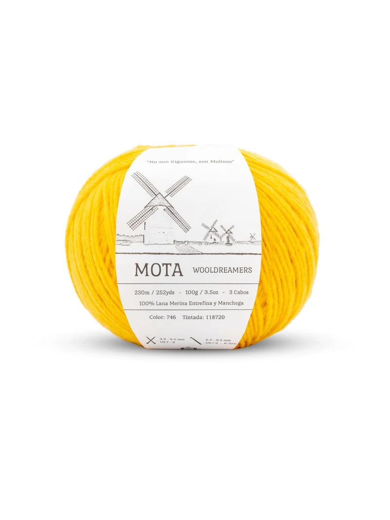 Wooldreamers Mota 746 Gul. Stickwick yarn & design garnbutik i Göteborg.
