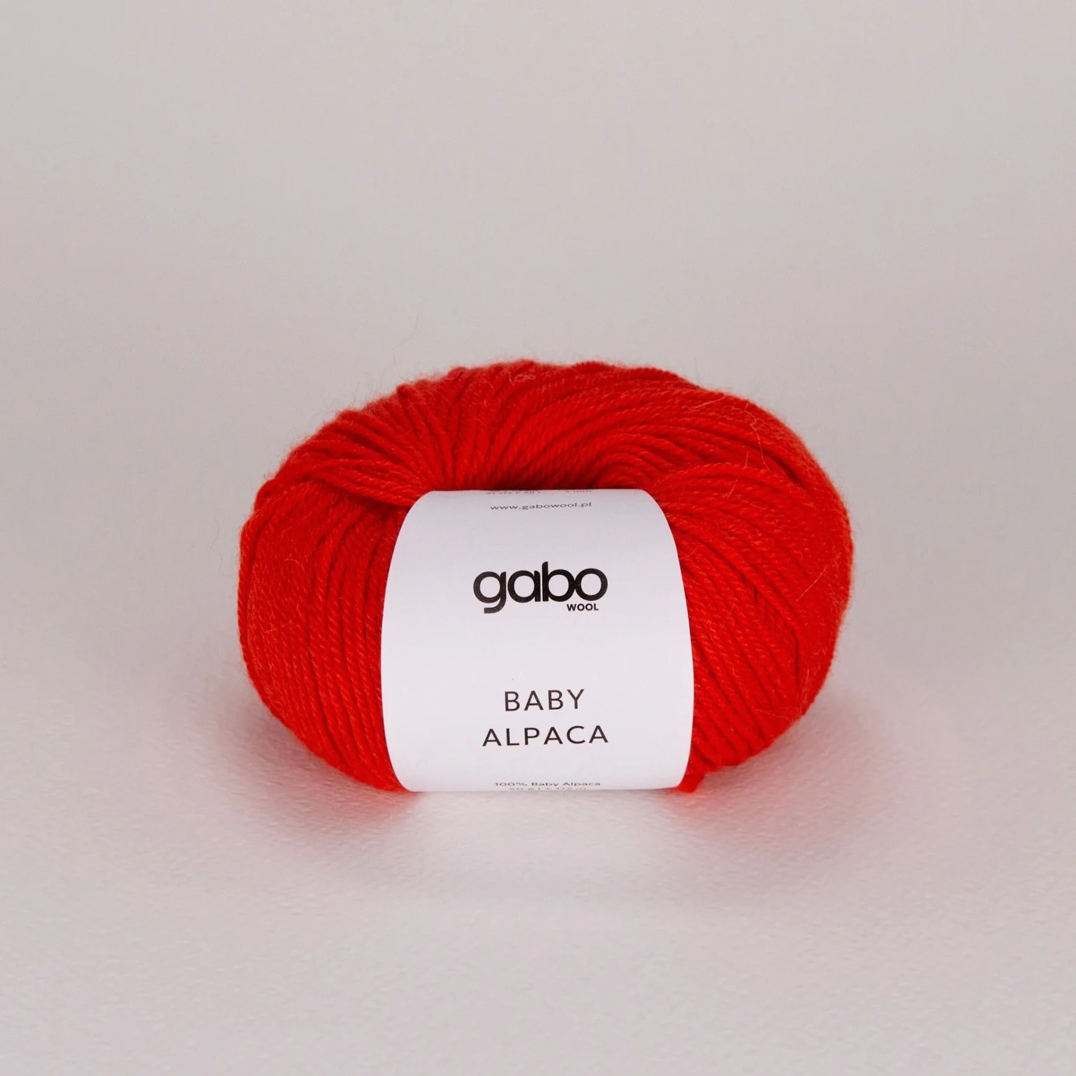 Gabo wool Baby alpacka 1301 Scarlet röd. Stickwick yarn & design garnbutik i Göteborg.