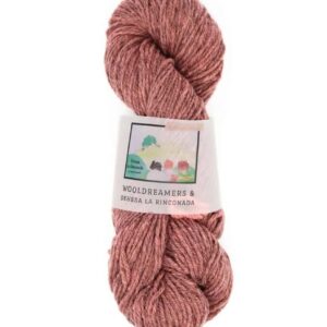 Wooldreamers La Rinconada Coral granito. Stickwick yarn & design garnbutik i Göteborg.