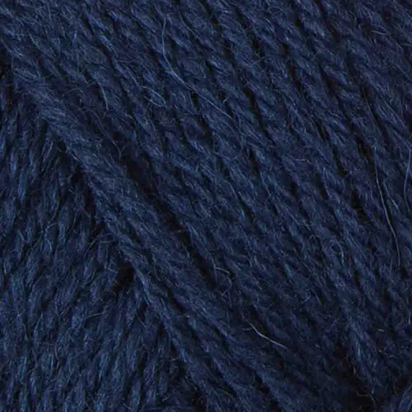 Istex Hosuband Dark blue 0118. Sockgarn. Garnbutik i Göteborg Stickwick yarn & design.