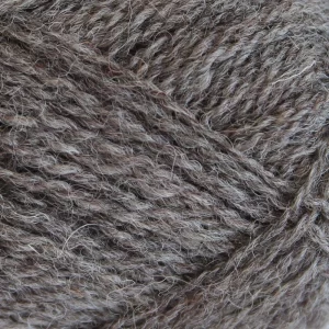 Baa ram ewe Pip 024 Runswick grey. Stickwick yarn & design garnbutik Göteborg.