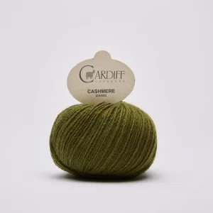 Cardiff Cashmere classic 543 Jungle. Stickwick yarn & design, garnbutik Göteborg.