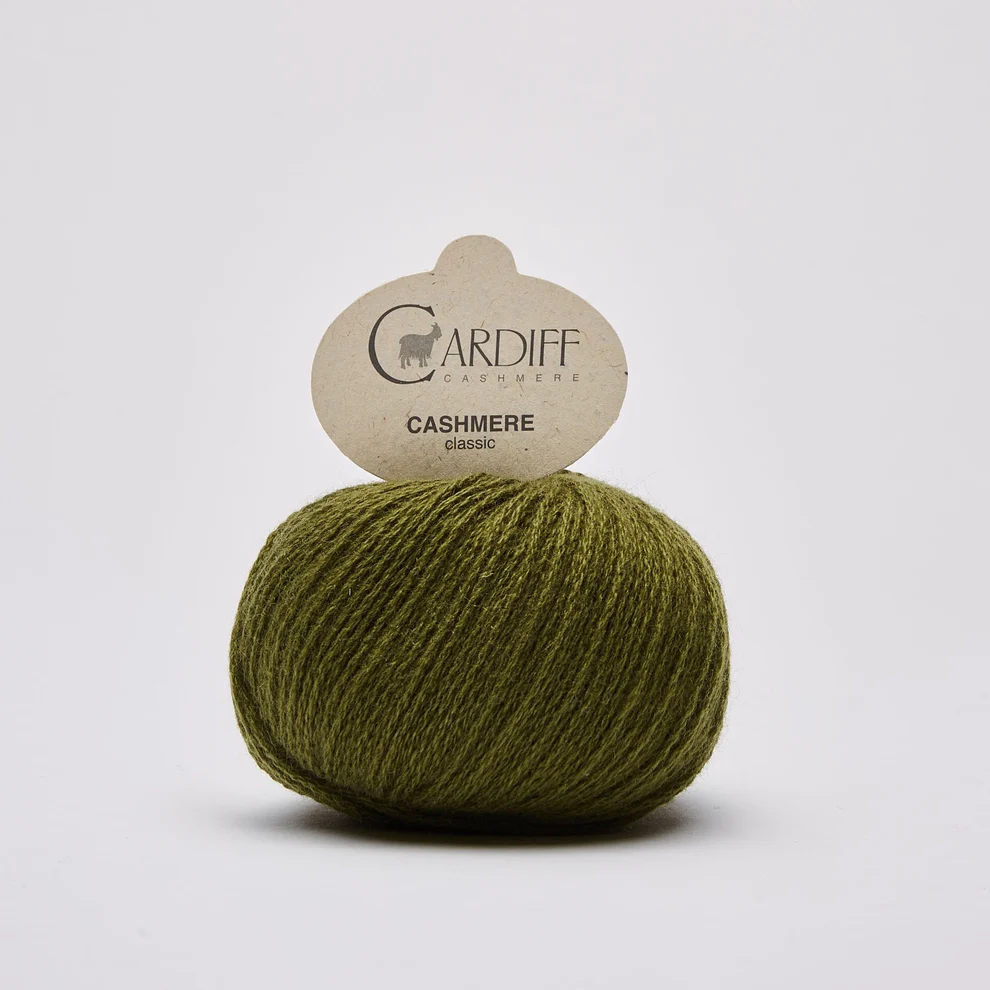 Cardiff Cashmere classic 543 Jungle. Stickwick yarn & design, garnbutik Göteborg.