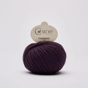 Cardiff Cashmere classic 601 Grapes. Stickwick yarn & design, garnbutik Göteborg.
